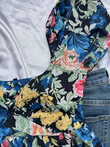 Floral beautiful neckline top