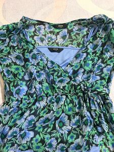 Blue Peplum style Top 😇