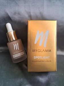 Myglamm Spotlight Illuminating Liquid