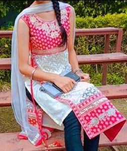 Pink And Peach Embellished Kurta