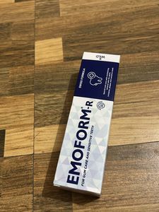 Emoform-R Toothpaste