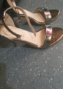 Women/girls Heels,4inch,Grey / Lil Silver colour.