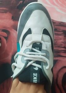 White Fashion Sneakers 200 Last Price