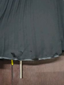 🖤 Pleated Skirt