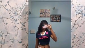 Cool Sporty crop tee