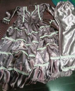 Elegant Ethnic gown &amp; Pants Set leyarr gow