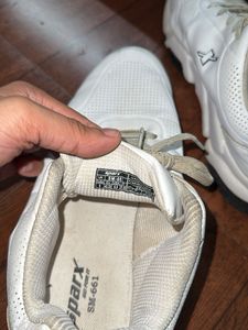White Casual Shoes (UK9)