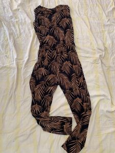 Ruffle style overall jumpsuit,black