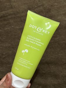 Dot & Key Face Wash