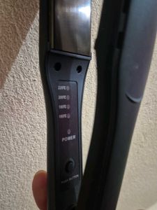 Hair Straightener