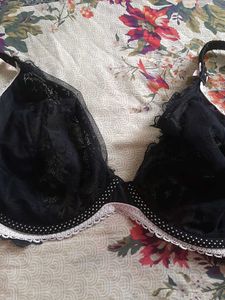 NEW WITHOUT TAG
