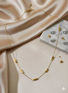 Elegant Gold Necklace