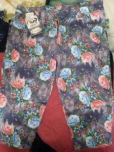 Ladies Capri