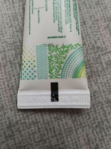 Melalumin lip lightener balm