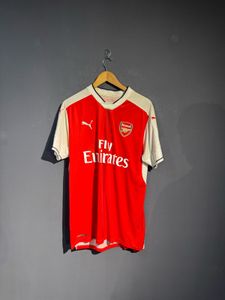 Arsenal FC Jersey - Classic Red & White