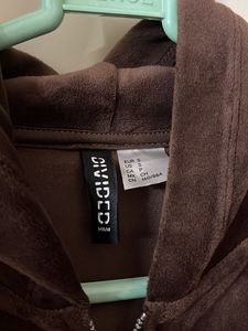 H&amp;M Crop Zipper Hoodie!