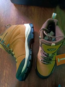 Wildcraft Hiking Boots - Size [insert siz