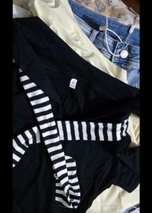 Savana Sailor scarf black Tshirt