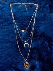Layered Gold Necklaces