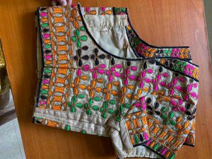 ❤Embroidered Blouse❤