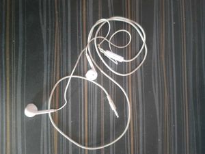 vivo wired Earphones