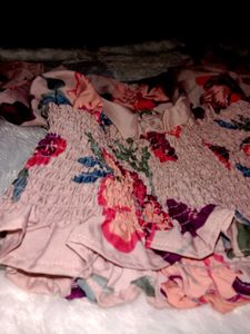 Beautiful Floral Print Sweet Heart Neck Crop Top