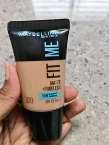 Maybelline Fit Me Foundation - 330