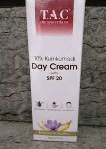 T.A.C Day Cream  Spf 20