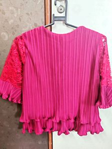 Stretchable Material Top
