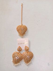 Gold Touch Earrings & Mang Tikka Set