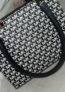 HANDBAG+ SLINGBAG👜
