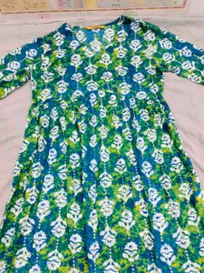V Neck Kurta Set