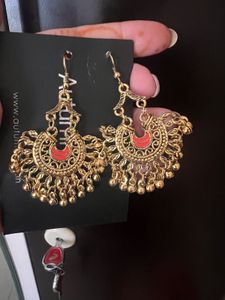 Golden Gunguroo Earrings