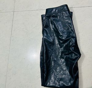 Regular Fit Black Leather Pants🖤