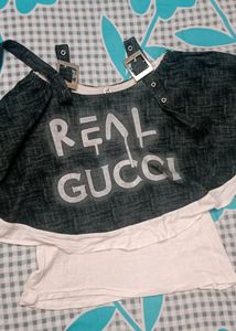 Trendy Crop Top 🤍