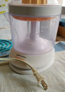 Citrus Mate Plus Electric Juicer 110volts not 220V