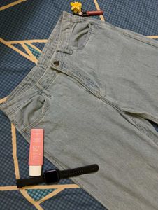 Light Wash Wide Leg Jeans