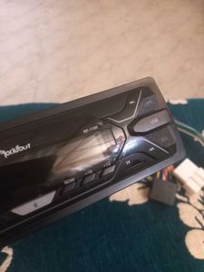 SELLING CAR AUDIO PLAYER
