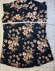 Mid Length Sleeve Black Top