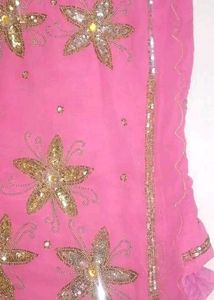 MAKE OFFER 💖 Pink Floral Embroidered Saree