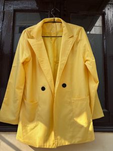Yellow Blazer - Stylish &amp; Chic
