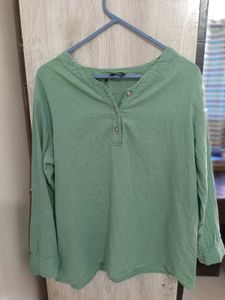 Green Button Top