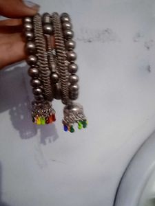 Earings
