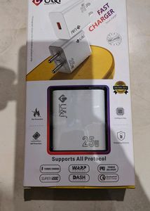25W Fast Charger Multi Protocol  Ucb V8 Data Cable