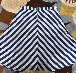 Knees Length Skirt With Blue Stripes