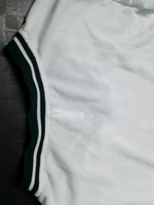 V-Neck embroidered long sleeve top