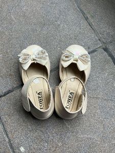Tohfa Kids Ivory Ballet Flats