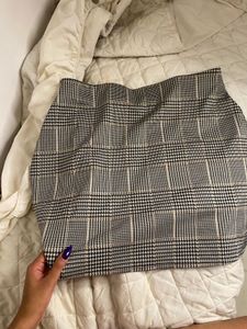 H&amp;M Short Skirt