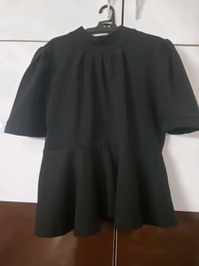 Carlton London Black Top