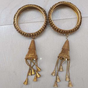 GOLDEN METAL LATKAN BANGLES
